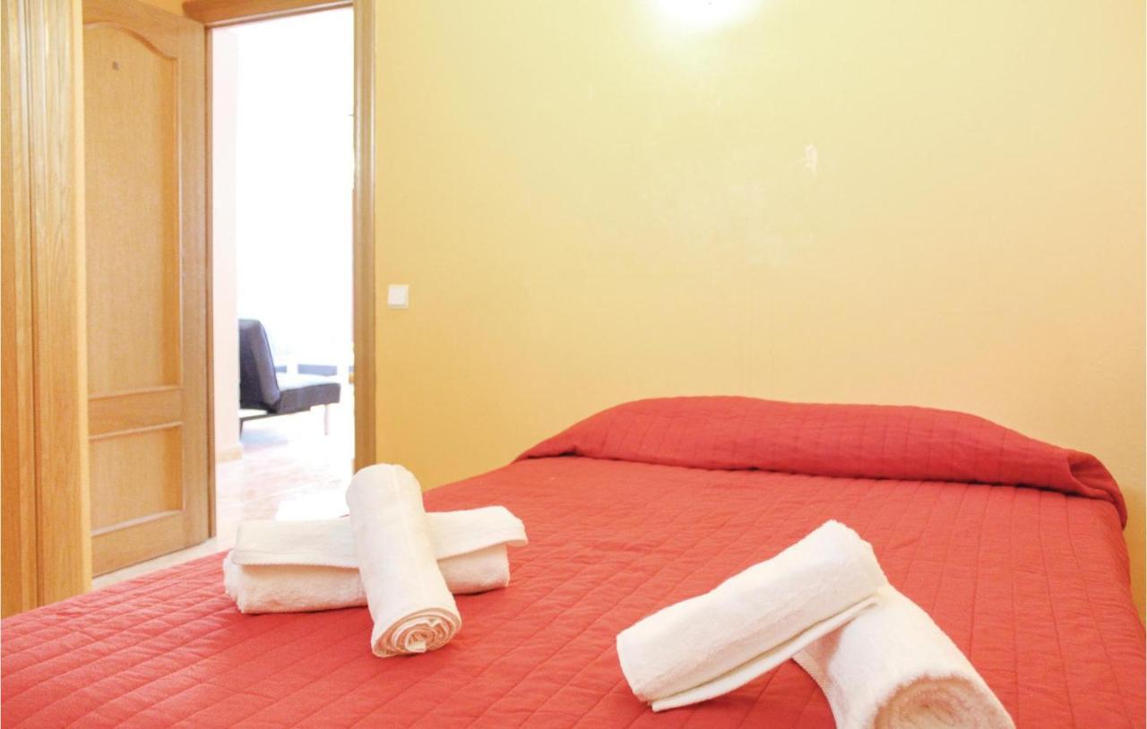 2 Bedroom Pet Friendly Apartment In Alicante Bagian luar foto