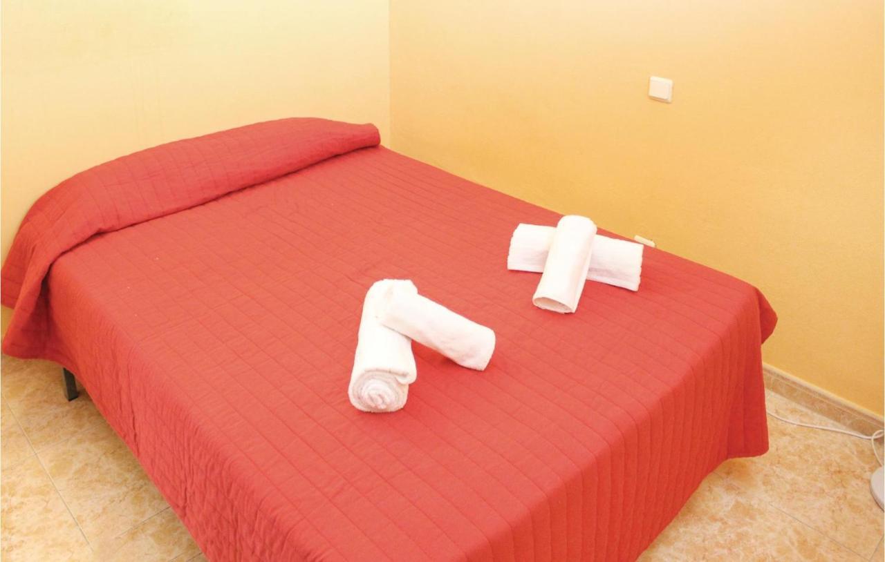 2 Bedroom Pet Friendly Apartment In Alicante Bagian luar foto